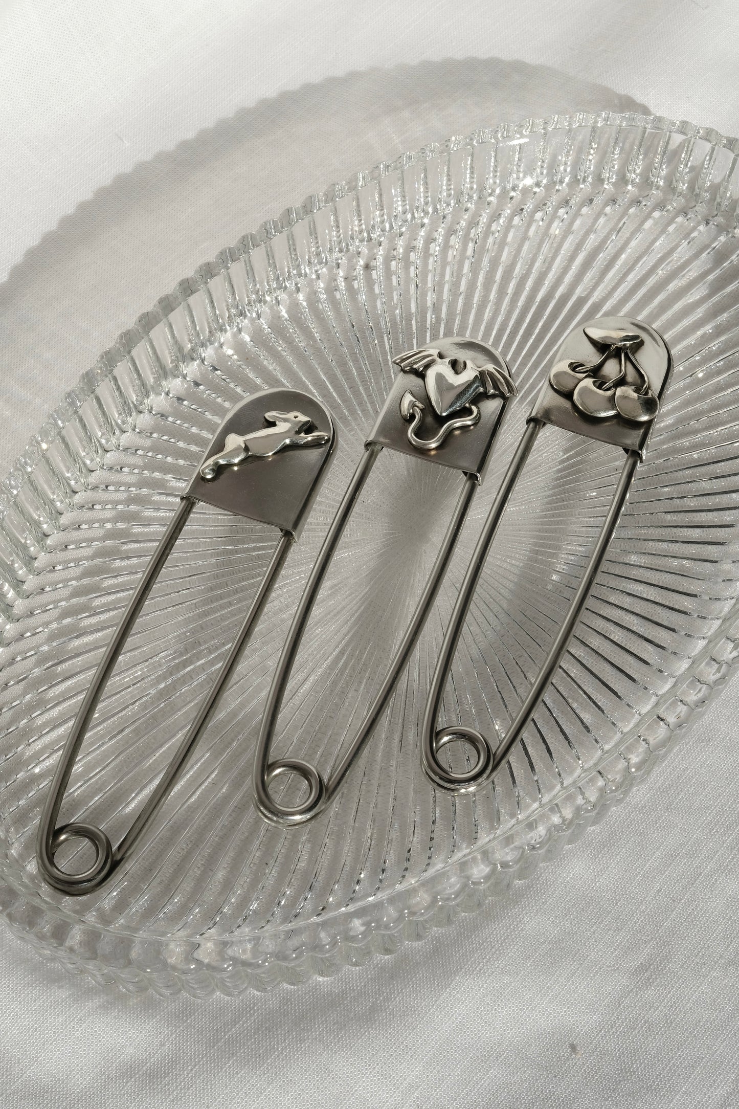 Leaping Rabbit XL Safety Pin